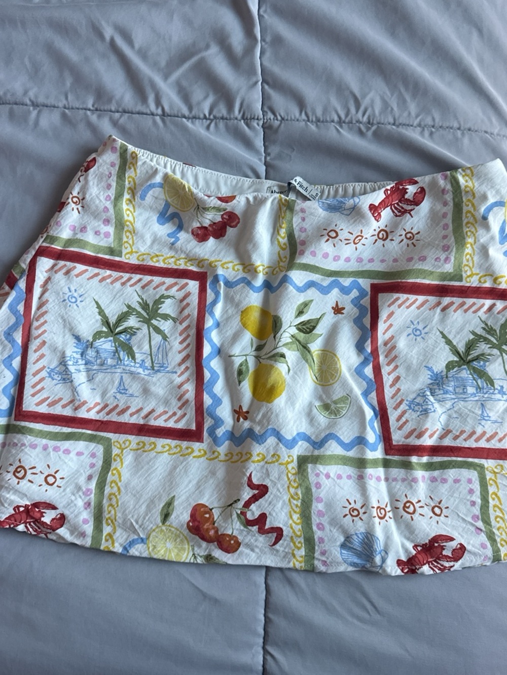 Abercrombie & Fitch White Mini Skirt with Multicolor Floral Print - Picture 2 of 3